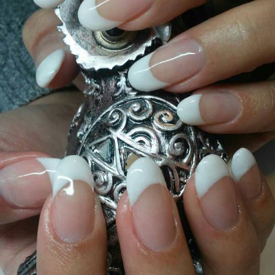 Unique Touch #beograd Manikir Manikir + gel lak french manikir + lak gel - frenč