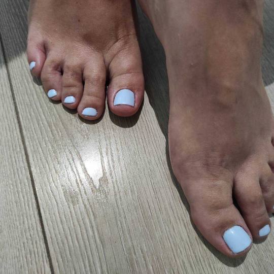 Krasiva #beograd Estetski pedikir Estetski pedikir + gel lak( boja, french)