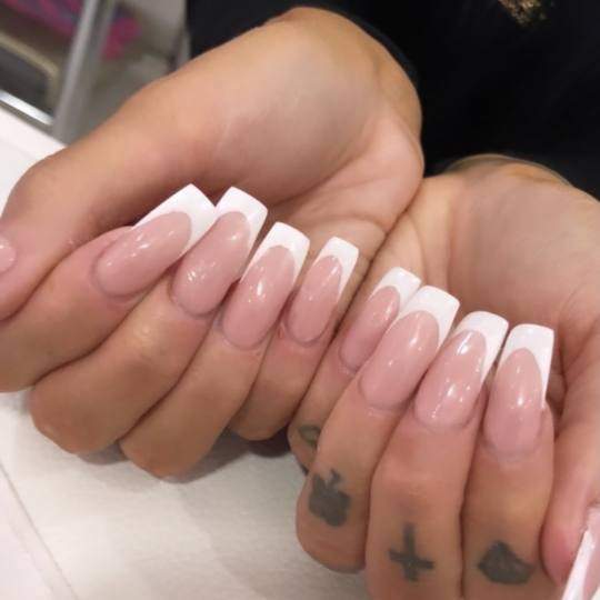 Plavi Anđeo #beograd Nadogradnja noktiju Nadogradnja noktiju tipsama + gel lak s/m dužina