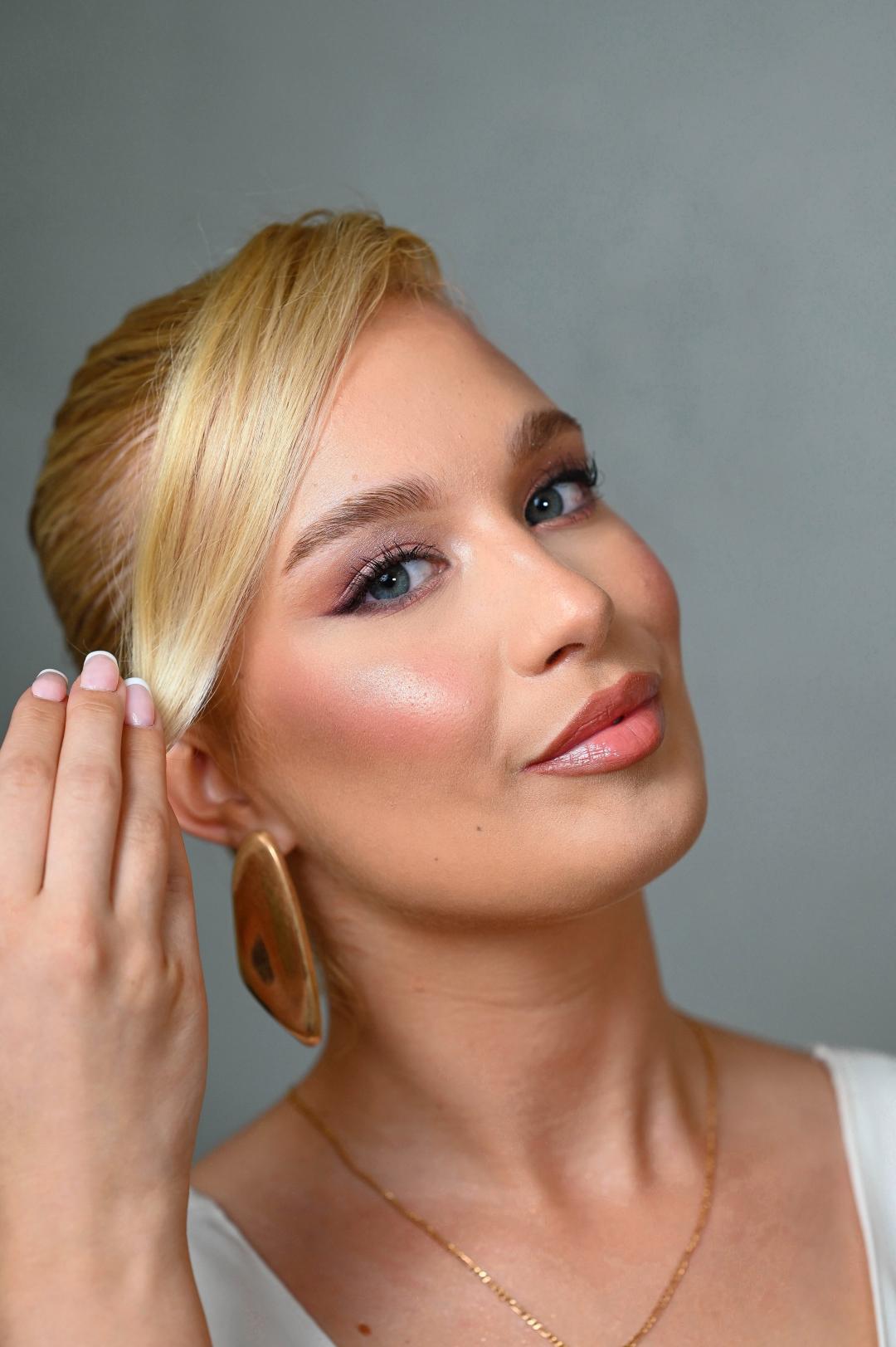 Profesionalno šminkanje - glam šminka - Ivana Vit, Beograd Make-up / šminkanje Lice Make-up / šminkanje, Beograd, Zvezdara