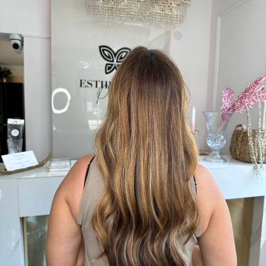 Esthetique Privé #beograd Ombre, sombre, balayage GOLDWELL Balayage + preliv + feniranje - duga kos