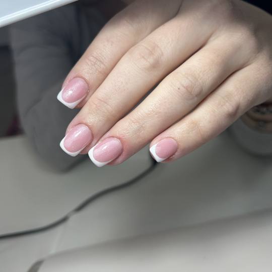MM manikir i pedikir #beograd Nadogradnja noktiju Nadogradnja noktiju tipsama - french Nadogradnja i