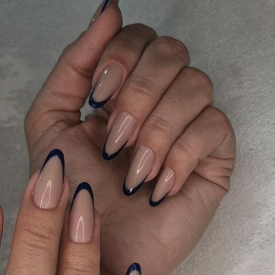 Auréa manucure usluga