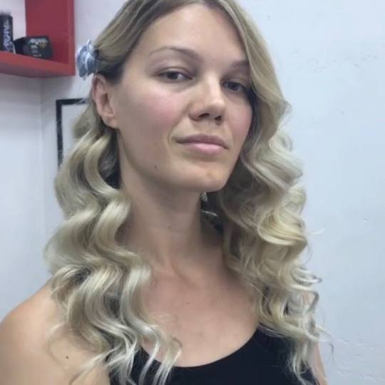 Friends beauty studio #beograd Uvijanje, lokne i talasi