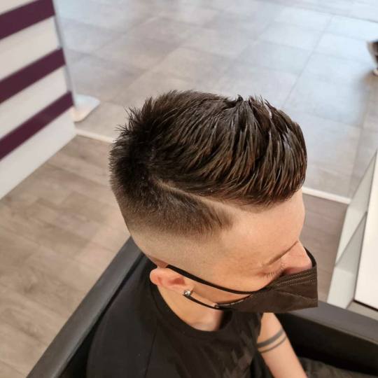 Alfaparf Studio Ada Mall #beograd Muško šišanje Muško šišanje mašinicom + makazama