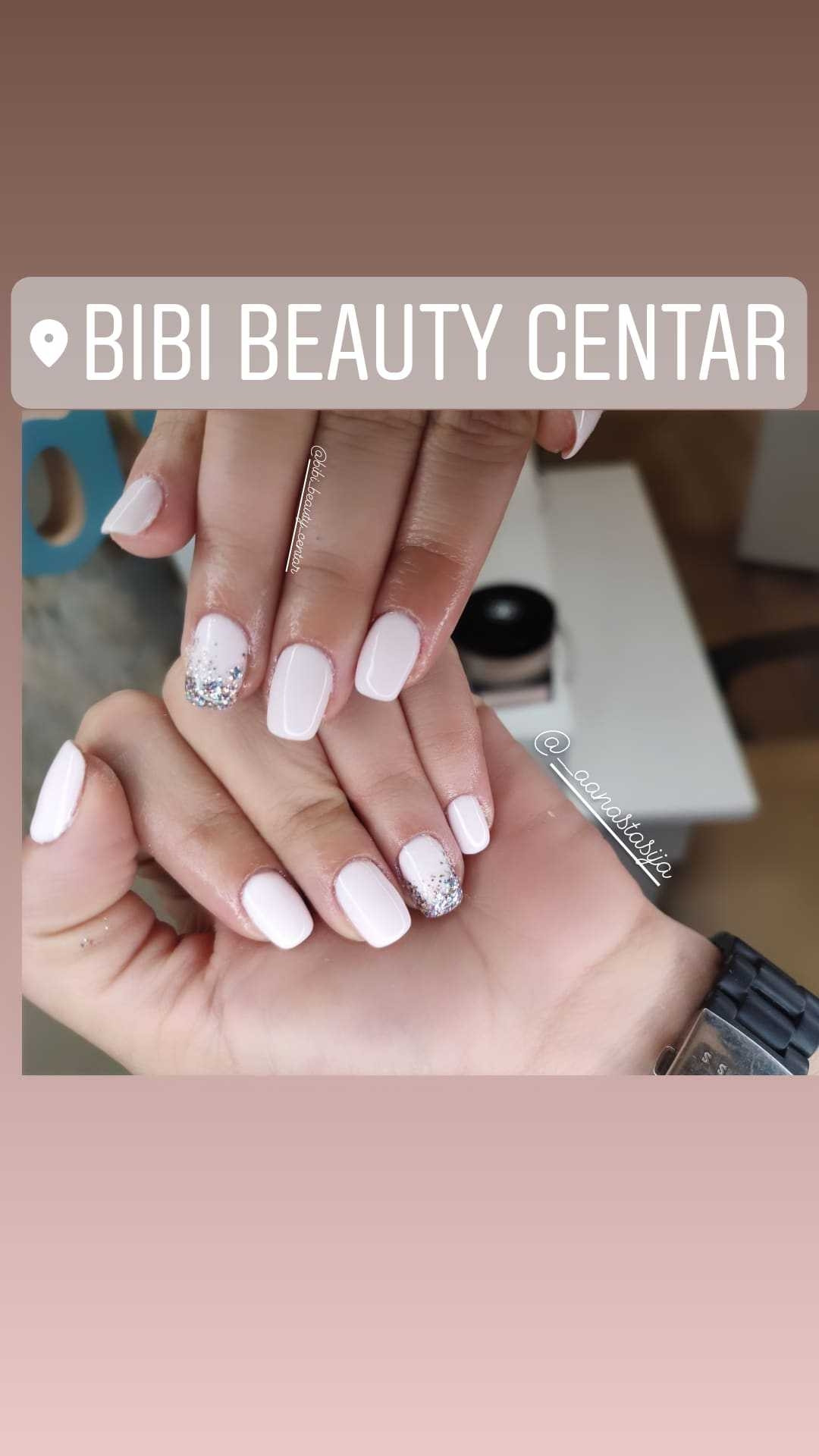 Bibi beauty centar #beograd Izlivanje noktiju Izlivanje noktiju gelom - kratki nokti