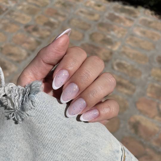 Beauty room Zvezdara #beograd Izlivanje noktiju Korekcija izlivanja noktiju gelom - M dužina
