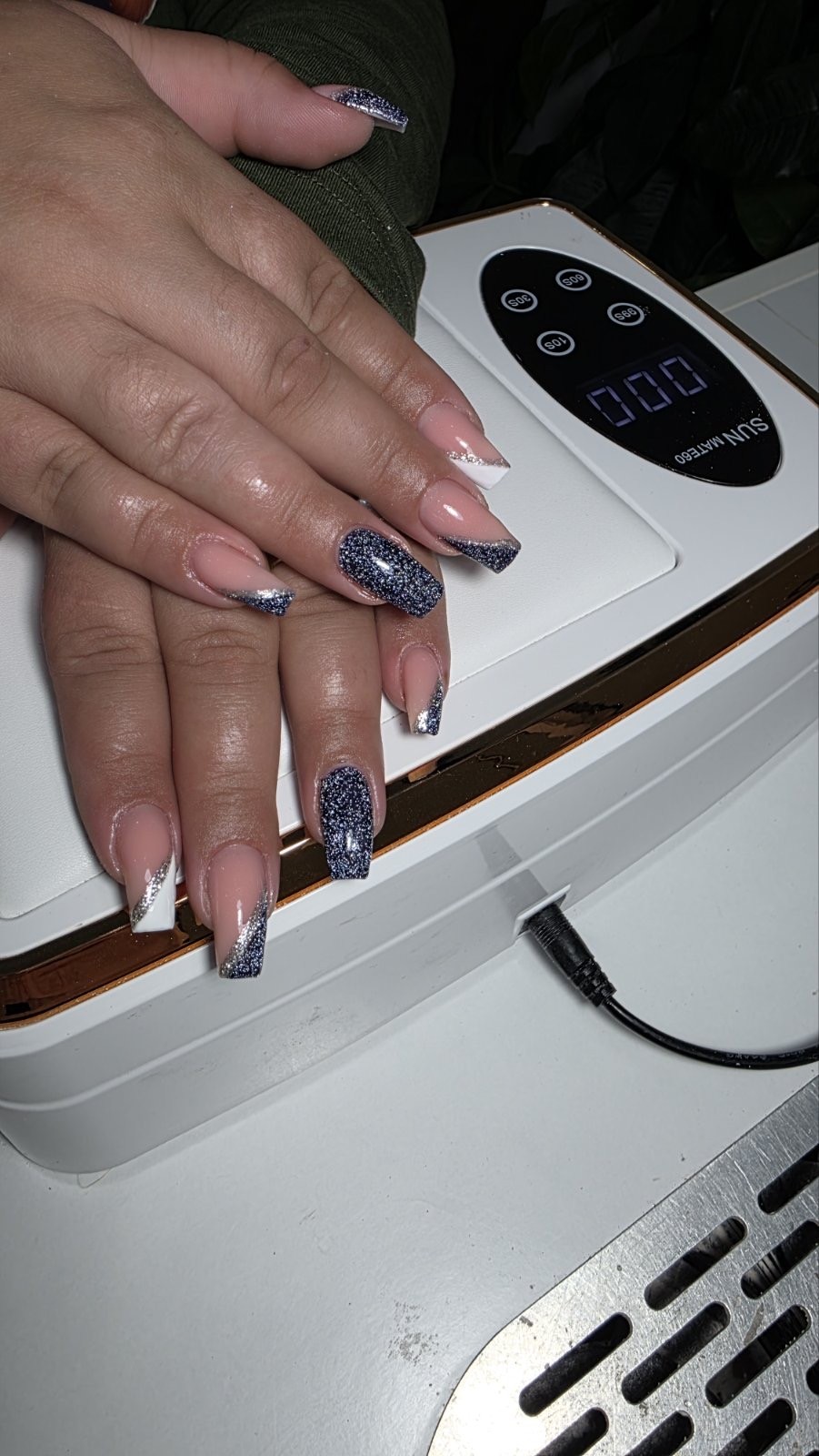 Estetik beauty centar #pancevo Izlivanje noktiju Izlivanje noktiju gelom - L dužina