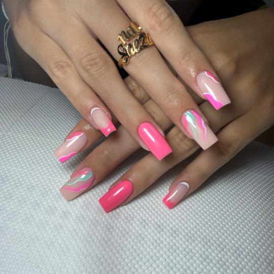 Sneža Nails usluga