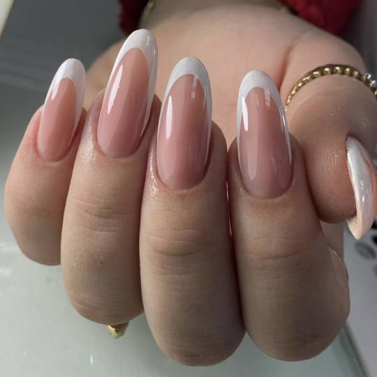 GM Beauty studio #beograd Izlivanje noktiju Izlivanje noktiju gelom - XL dužina