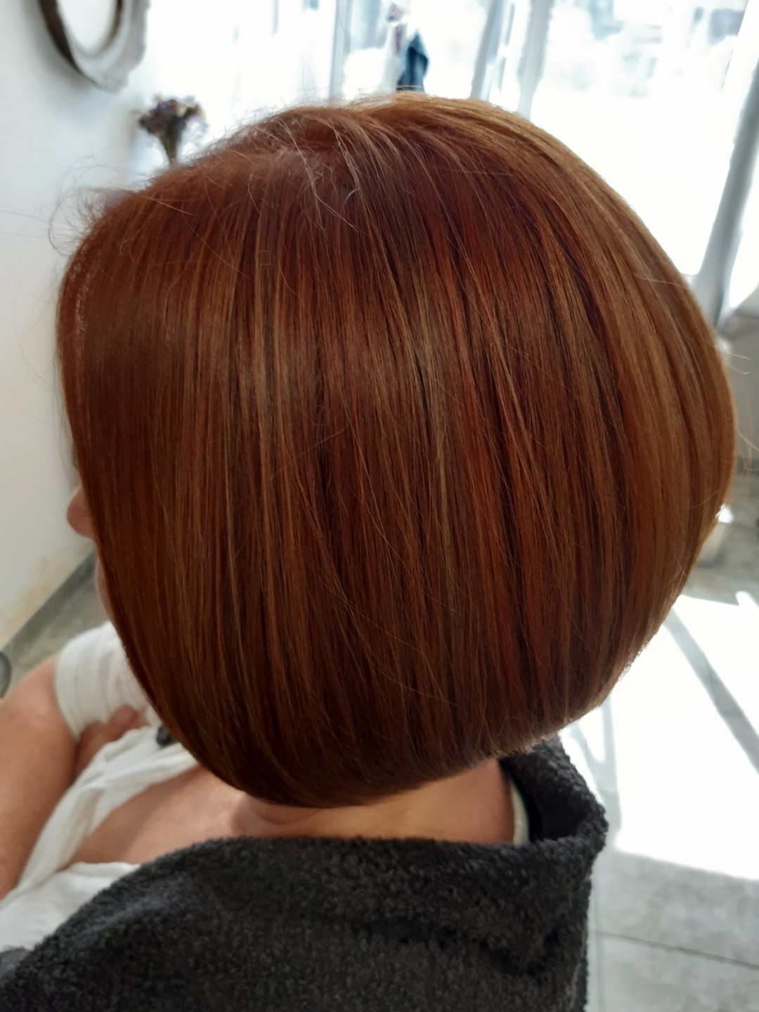 Beauty in Style DM #novisad Žensko šišanje Žensko šišanje + feniranje - kosa srednje dužine