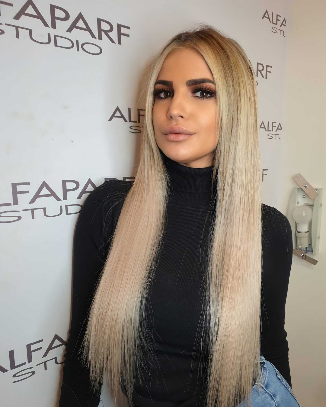 Alfaparf Studio #beograd Nadogradnja kose Nadogradnja kose keratinom / mikroring tehnikom - po pramenu