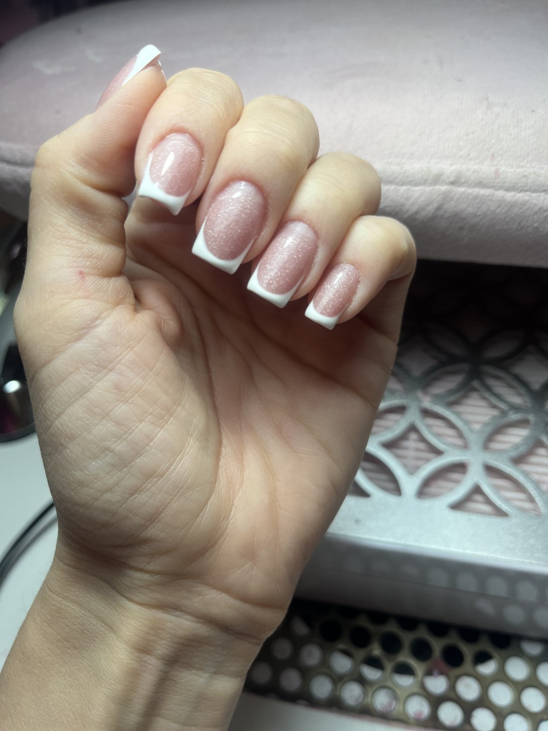 Xenija Beauty Room #beograd Korekcija noktiju Ojacavanje noktiju gelom i korekcija L dužina