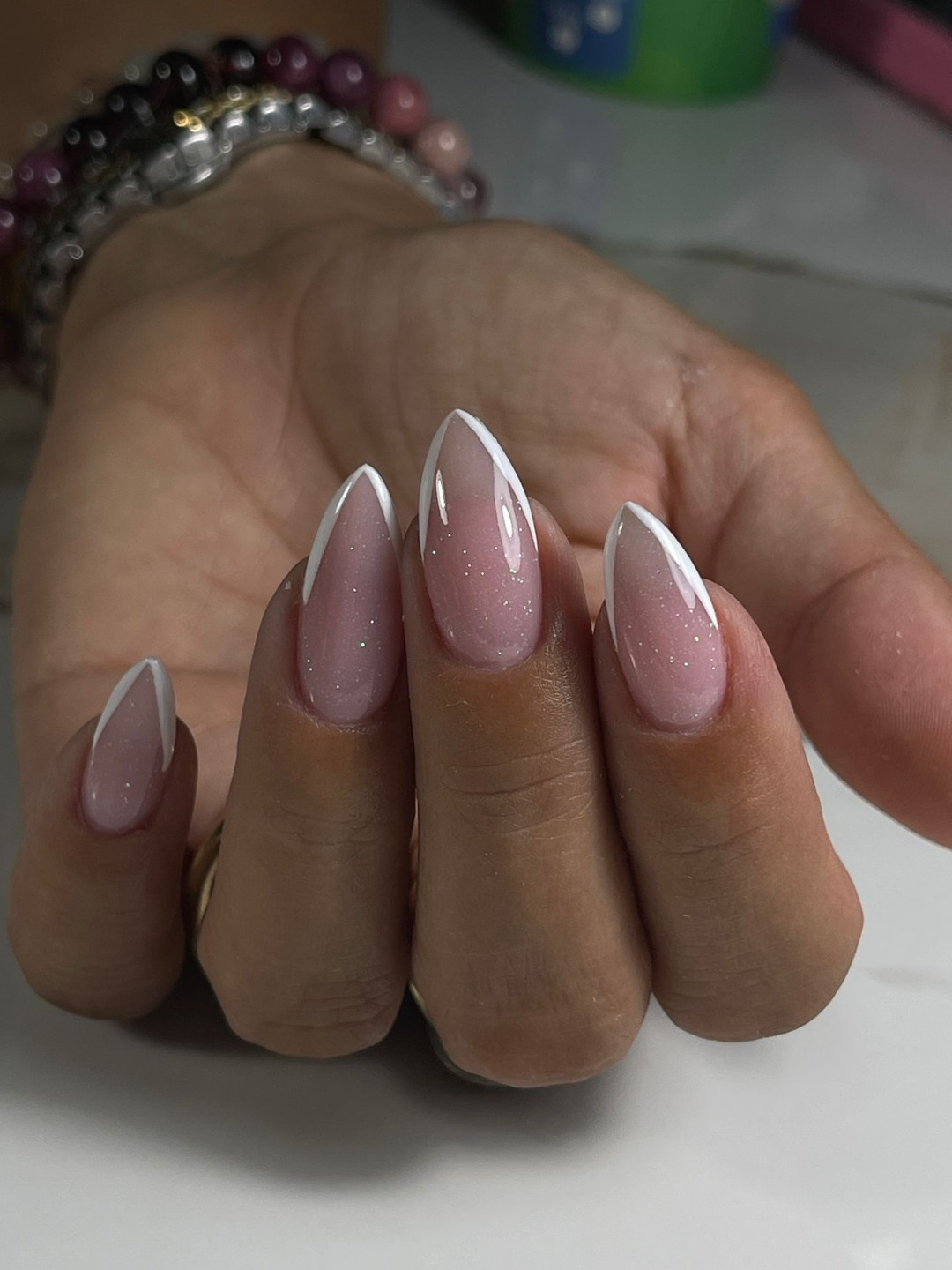 Omega Hair Style #novisad Izlivanje noktiju Izlivanje noktiju gelom - M dužina