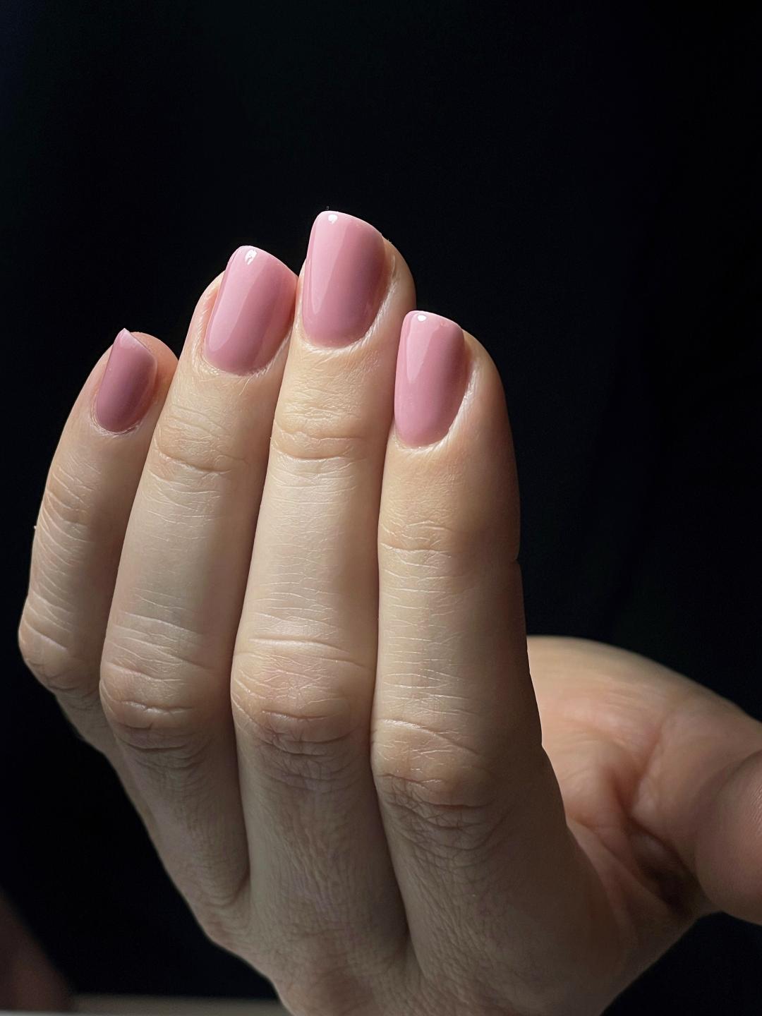 Nails Studio #beograd Ojačavanje noktiju Gel lak / rubber baza