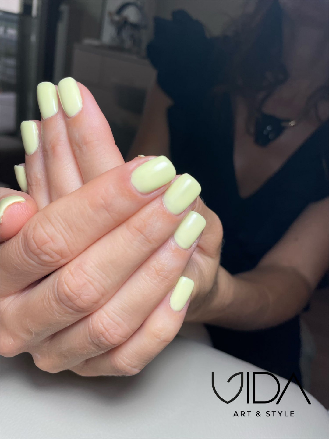 Vida art #beograd Estetski pedikir Ruski manikir + gel lak