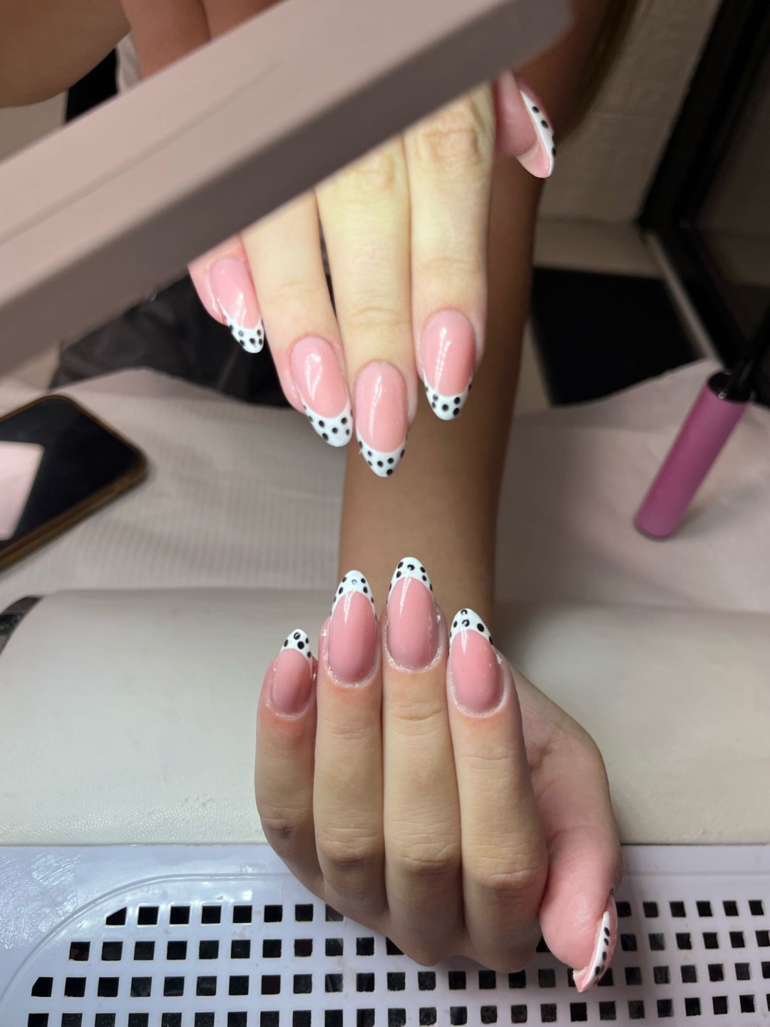 Glow studio #beograd Izlivanje noktiju Izlivanje noktiju gelom - L dužina