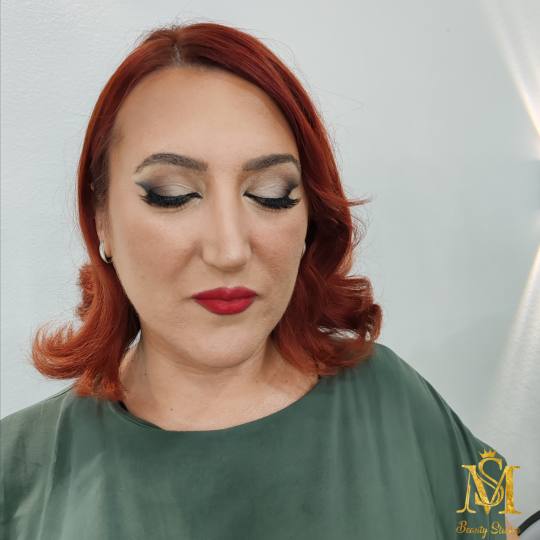 SM Beauty studio #nis Make-up / šminkanje Profesionalno šminkanje + veštačke trepavice