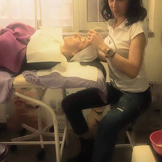 Studio lepote ASM #beograd Mezoterapija lica Mezoterapija bez igle - lice + vrat + dekolte Neinvaziv