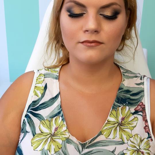 Albina Unisex Studio Lepote #temerin Make-up / šminkanje Profesionalno šminkanje + veštačke trep