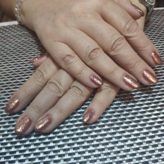 Friends beauty studio #beograd Izlivanje noktiju