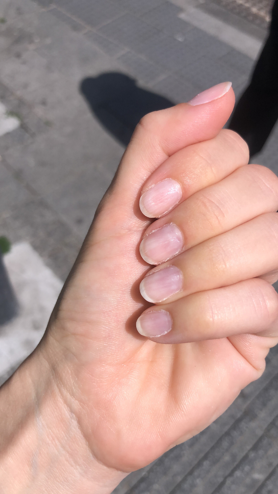 Mademoiselle Beauty #beograd Korekcija noktiju Skidanje gel laka - salonski rad