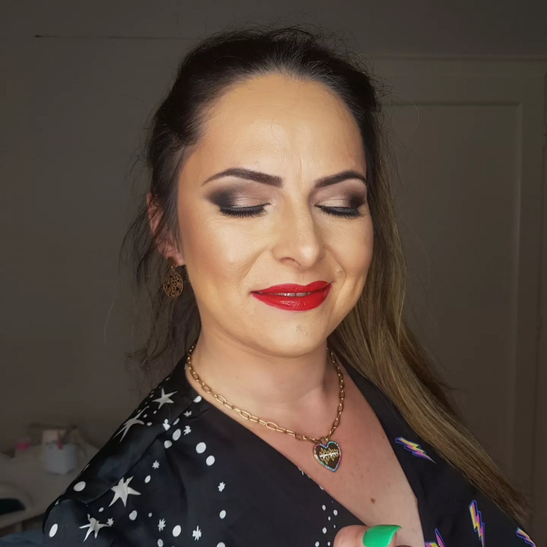 Profesionalno šminkanje + veštačke trepavice - Ena beauty studio, Niš Make-up / šminkanje Lice Make-up / šminkanje, Niš, Medijana