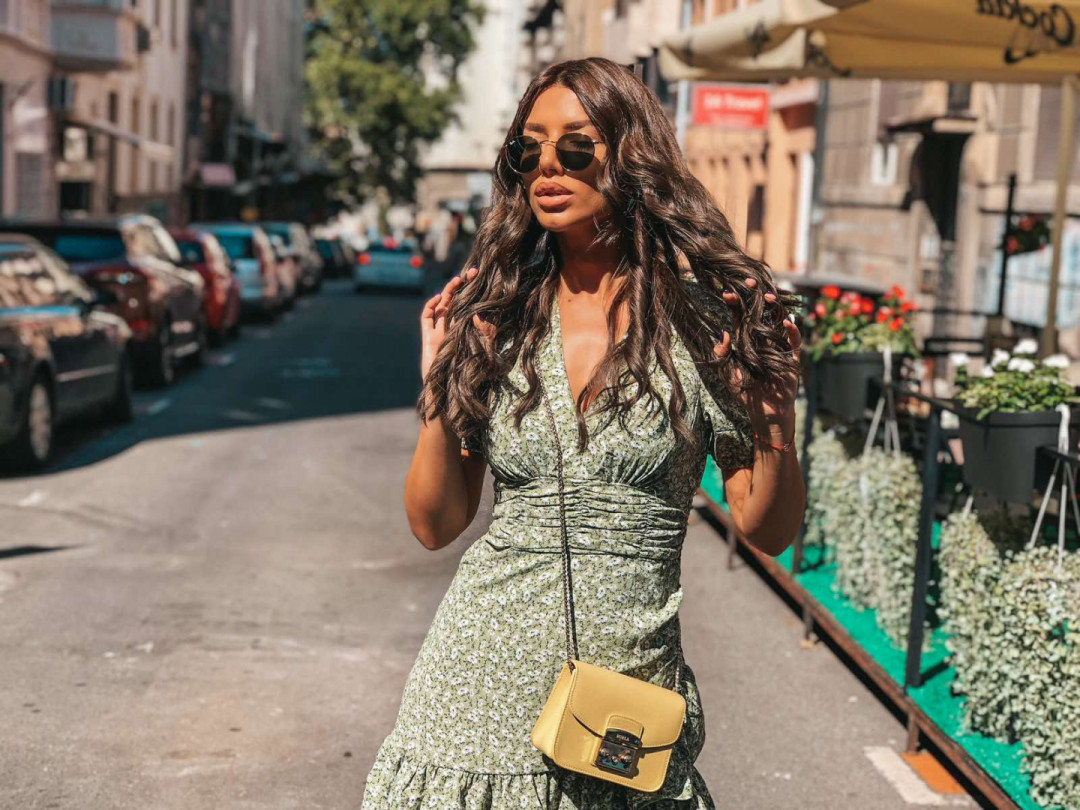 Farbanje cele dužine - ekstra duga kosa - Beauty Centar 2313, Beograd Farbanje kose Frizerski saloni Farbanje kose, Beograd, Centar, Stari grad, Dorćol