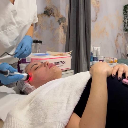 Ks Laser Beauty Centar #beograd Tretman lica Radiotalasni lifting lica