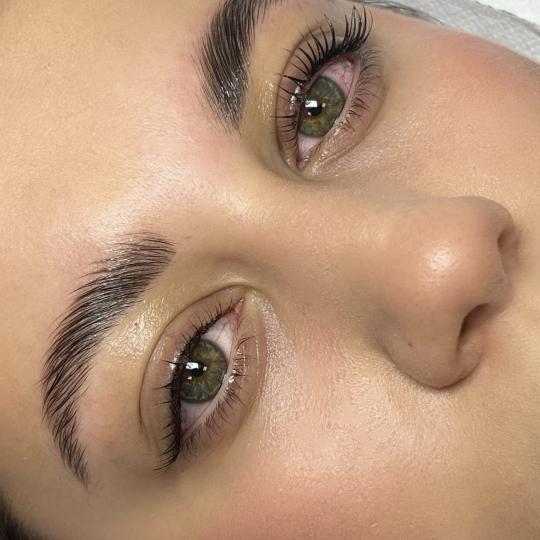 Artist Alex Studio #nis Obrve Lash + brow lift