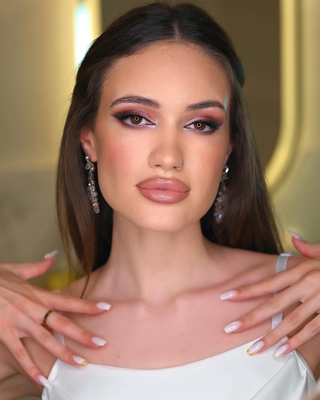 Ivana Vit #beograd Make-up / šminkanje Profesionalno šminkanje - glam šminka