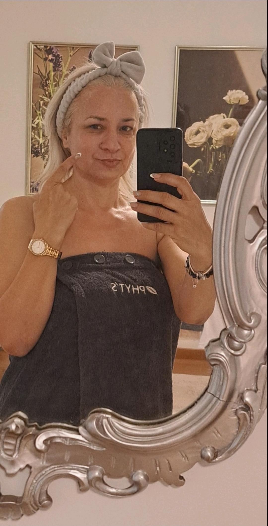 Phyt's tretman - aromalliance anti-age oligo-vital - Glow Holistic Studio, Beograd Masaža lica Lice Masaža lica, Beograd, Novi Beograd blokovi, Belville, Savski kej