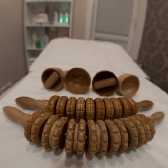PJ Health & Beauty Center #beograd Anticelulit masaža Maderoterapija - 30 minuta