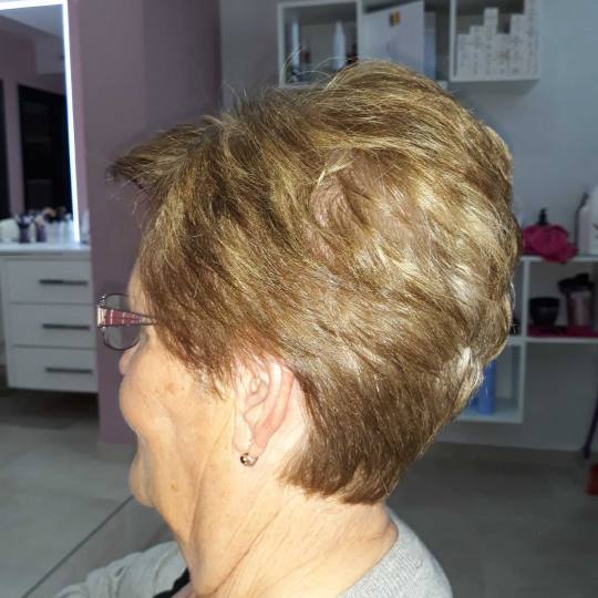 Nevena #beograd Žensko šišanje