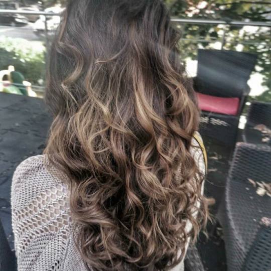 Bibi beauty centar #beograd Pramenovi Pramenovi na foliju u 1 / 2 boje / blanšem + preliv - kosa sr