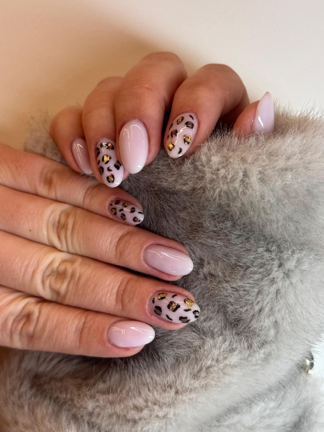 Choco Love #beograd Manikir Ojačavanje prirodnih noktiju Rubber baza - M dužina