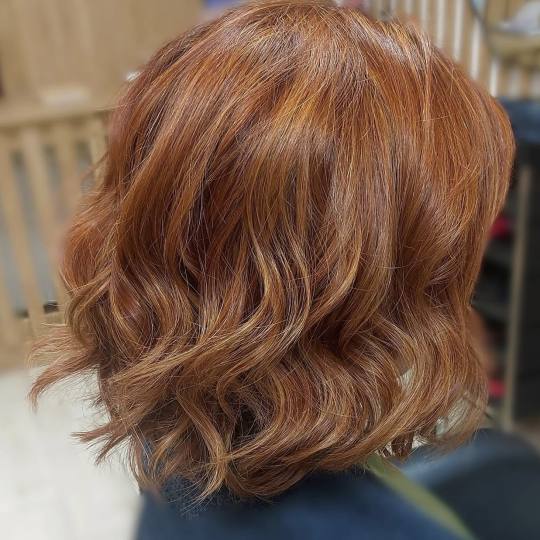 Jelena Marinković #beograd Feniranje i stilizovanje Feniranje na ravno / lokne - gusta kosa srednje