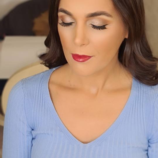Bibi beauty centar #beograd Make-up / šminkanje Profesionalno šminkanje + veštačke trepavice