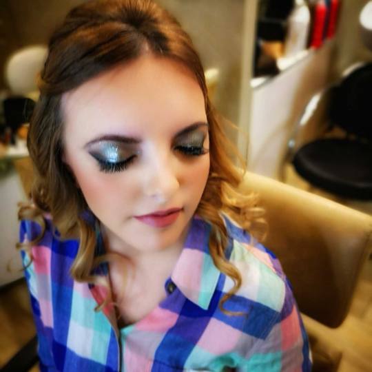 Bibi beauty centar #beograd Make-up / šminkanje Profesionalno šminkanje + veštačke trepavice mak