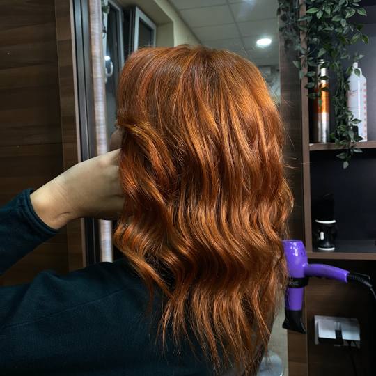 Beauty Centar 2313 #beograd Farbanje kose Farbanje cele dužine - kosa srednje dužine