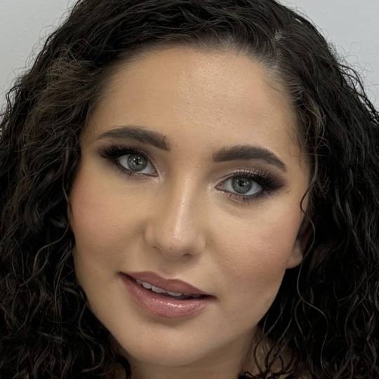 GM Beauty studio #beograd Make-up / šminkanje Profesionalno šminkanje + veštačke trepavice Ovoj 
