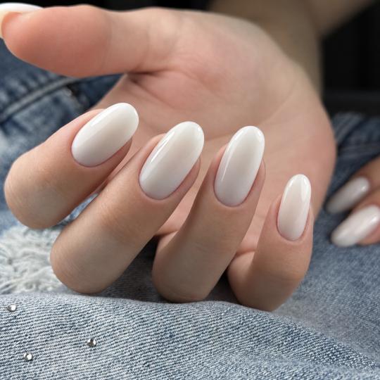 Beauty Code by Nela #novisad Izlivanje noktiju Izlivanje noktiju gelom - S dužina