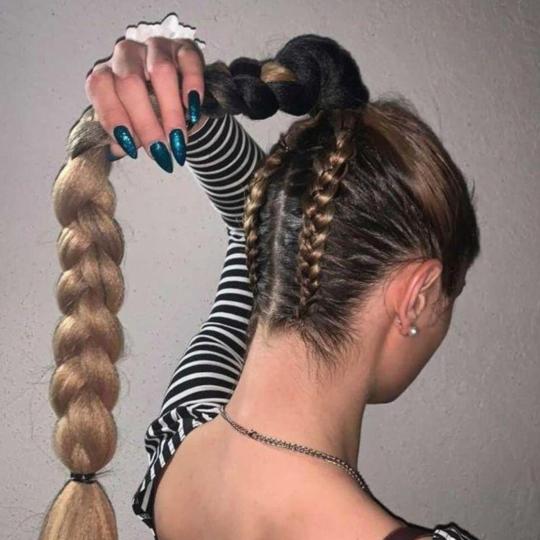 Dre12 #beograd Svečane i frizure za svadbu Svečana frizura - složena