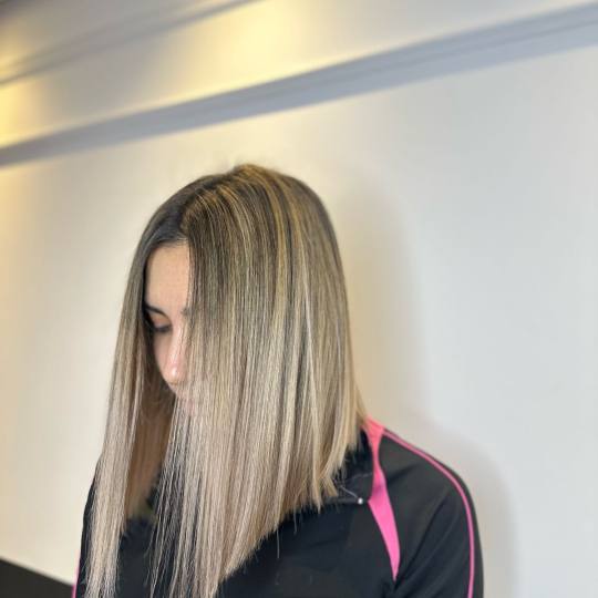 Studio Benvenuto #beograd Ombre, sombre, balayage Balayage, ombre i sombre + preliv - kosa srednje d