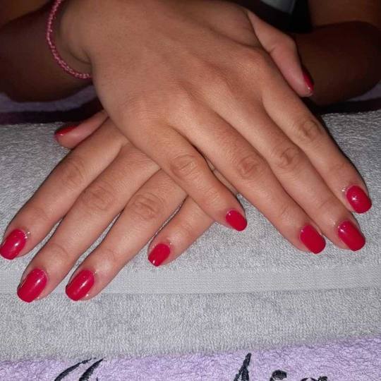 Migun centar relax #beograd Gel lak Korekcija gel laka - ruke gel lak