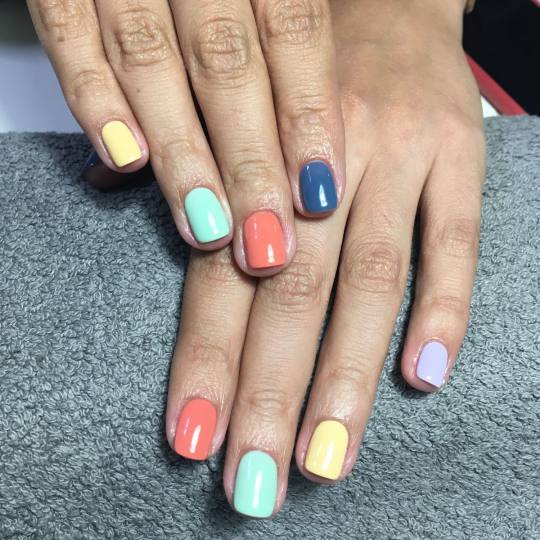 Look at me #beograd Manikir Manikir + Shellac