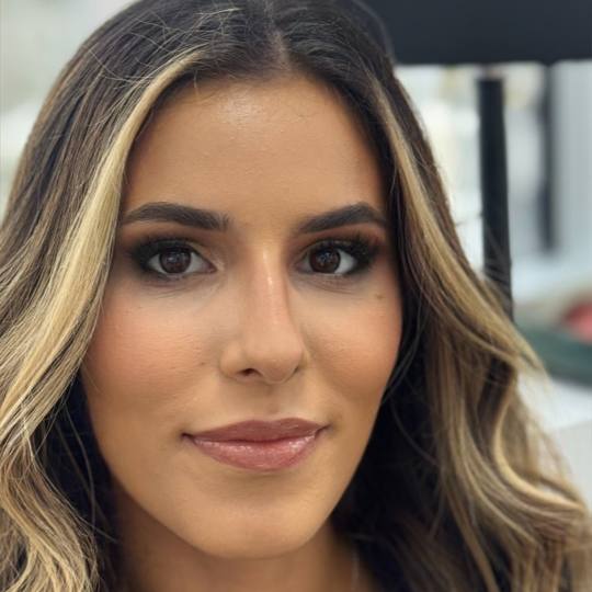 GM Beauty studio #beograd Make-up / šminkanje Profesionalno šminkanje + veštačke trepavice