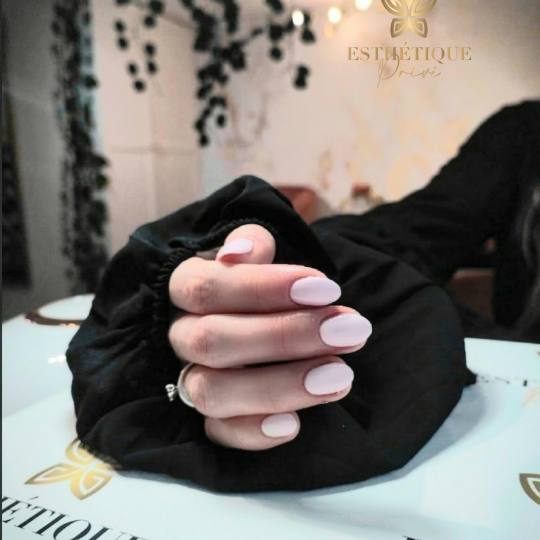 Esthetique Privé #beograd Manikir Manikir + trajni lak