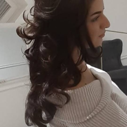 Dve mace 2 #beograd Feniranje i stilizovanje Feniranje na lokne - duga kosa Talasi🌊