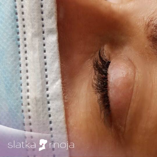 Slatka moja #beograd Nadogradnja trepavica Nadogradnja svilenih trepavica 3D - 8D Prirodnija varijan